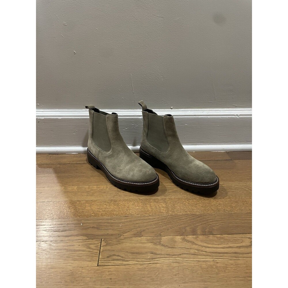 Caslon Leather Chelsea Ankle Boots Women Sz 8.5 Water Resistant Sole Pull-on